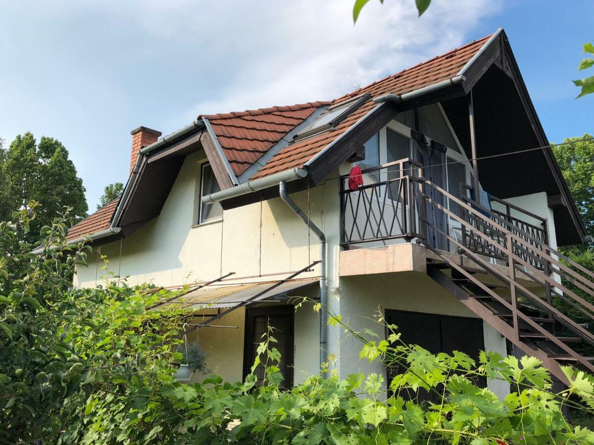 Liget Apartman Balatonföldvár Buitenkant foto